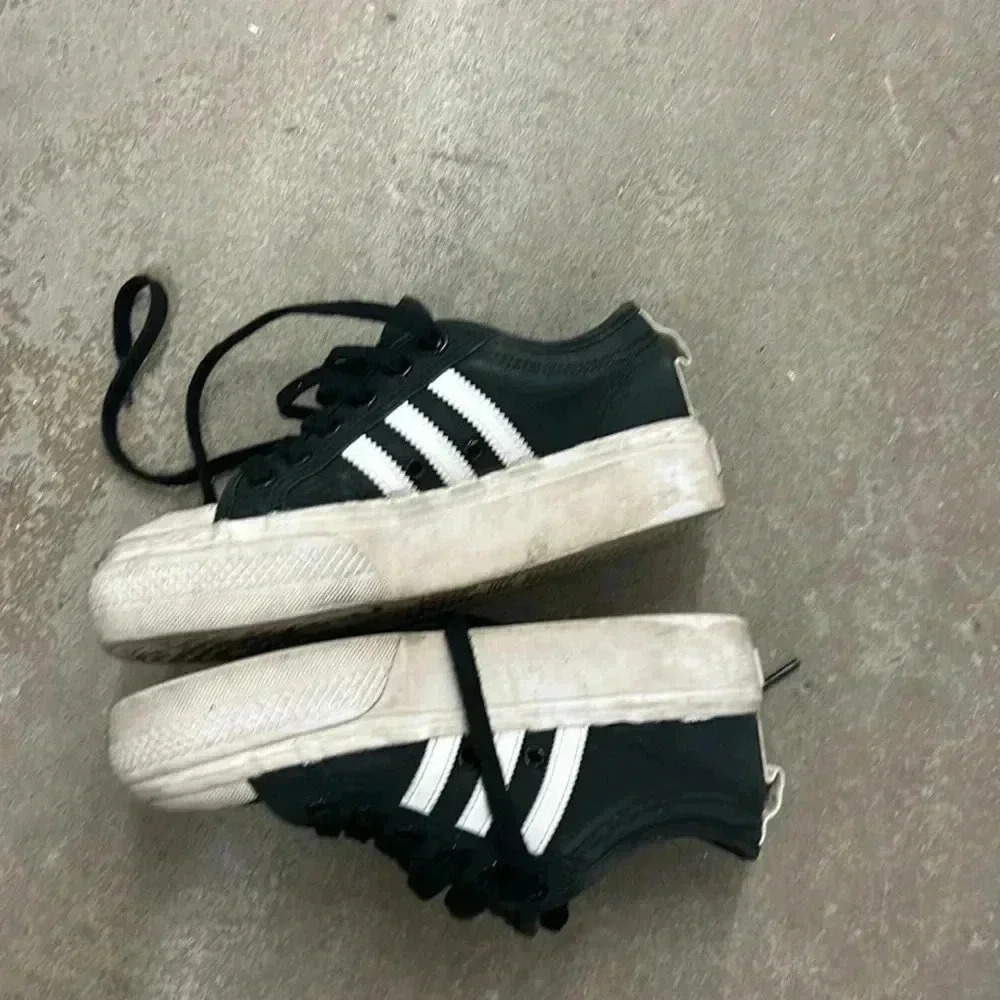 Adidas nizza sneakers platform